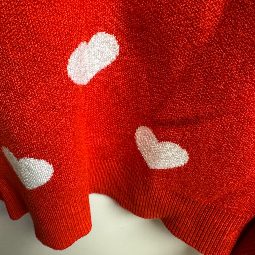 Red Heart Patterned Women's Sweater - Picture 8 of 9